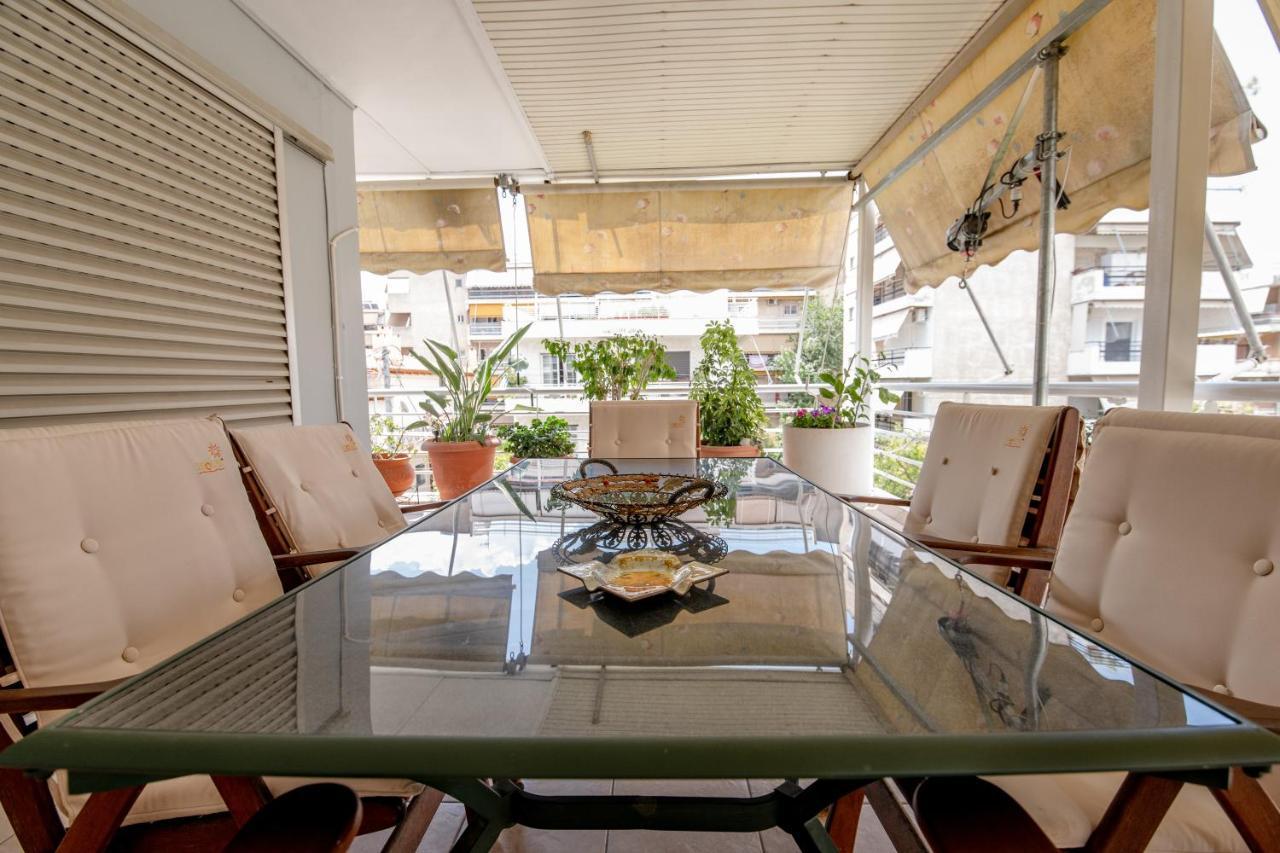 Evie'S Cozy Apartment เอเธนส์ ภายนอก รูปภาพ